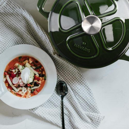 Oala antiaderenta din fonta Navaris pentru plite/cuptoare - 24 cm - 3,5 l - Verde inchis, 48777.01.80